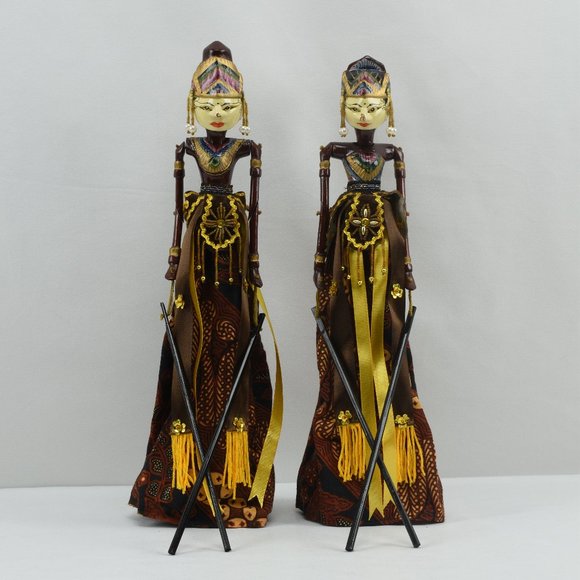 King Rama and Queen Shinta Indonesian Marionette Puppet - Picture 2 of 13